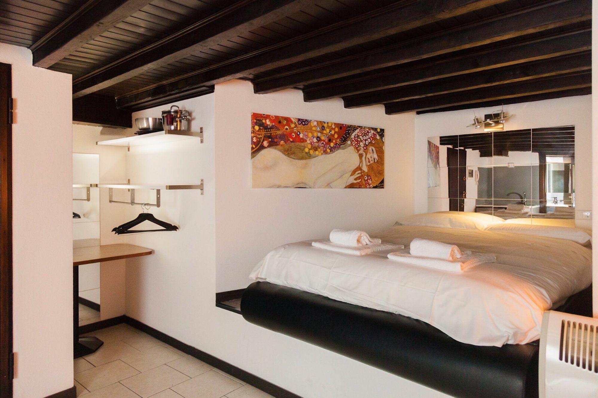Short Rent Apartments Милано Екстериор снимка